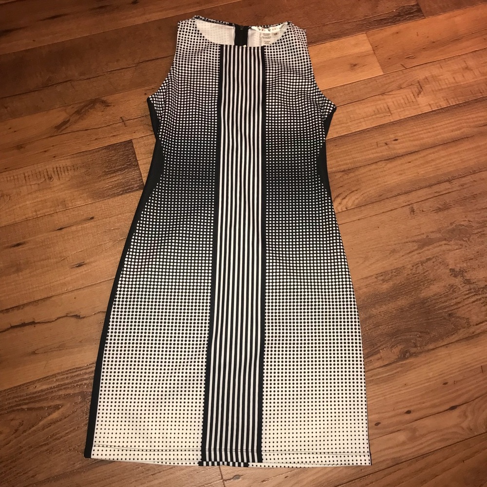 Max Studio Ombré Geometric Black & White Dress